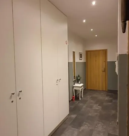 Lejlighed Functional And Comfortable Very Berry In By Renters