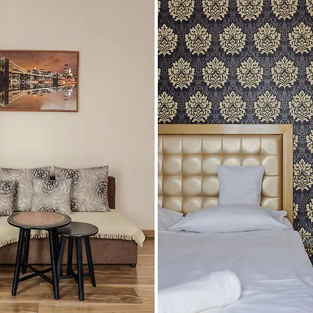 Functional And Comfortable Very Berry In By Renters Poznań