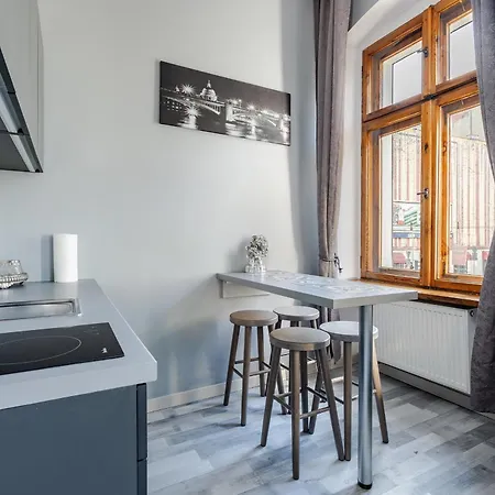 Functional And Comfortable Very Berry In By Renters Lejlighed *