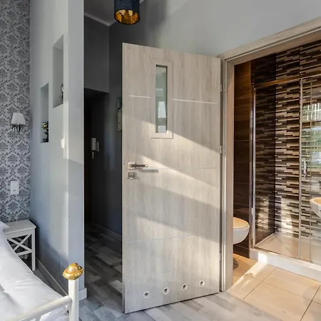 Lejlighed Functional And Comfortable Very Berry In By Renters