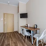 Functional And Comfortable Very Berry In By Renters Apartamento *