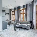 Functional And Comfortable Very Berry In By Renters Apartamento