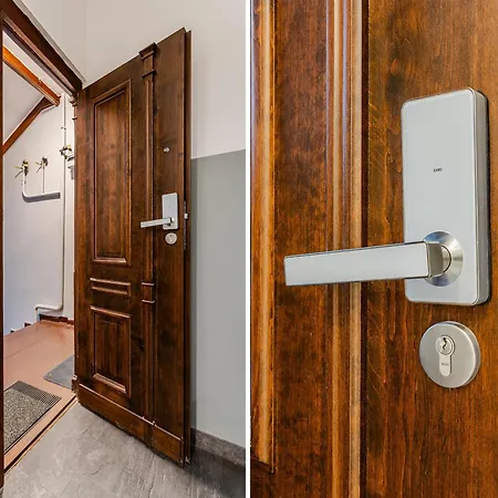 Functional And Comfortable Very Berry In By Renters * Poznan