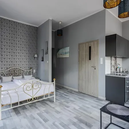 Functional And Comfortable Very Berry In By Renters Poznan